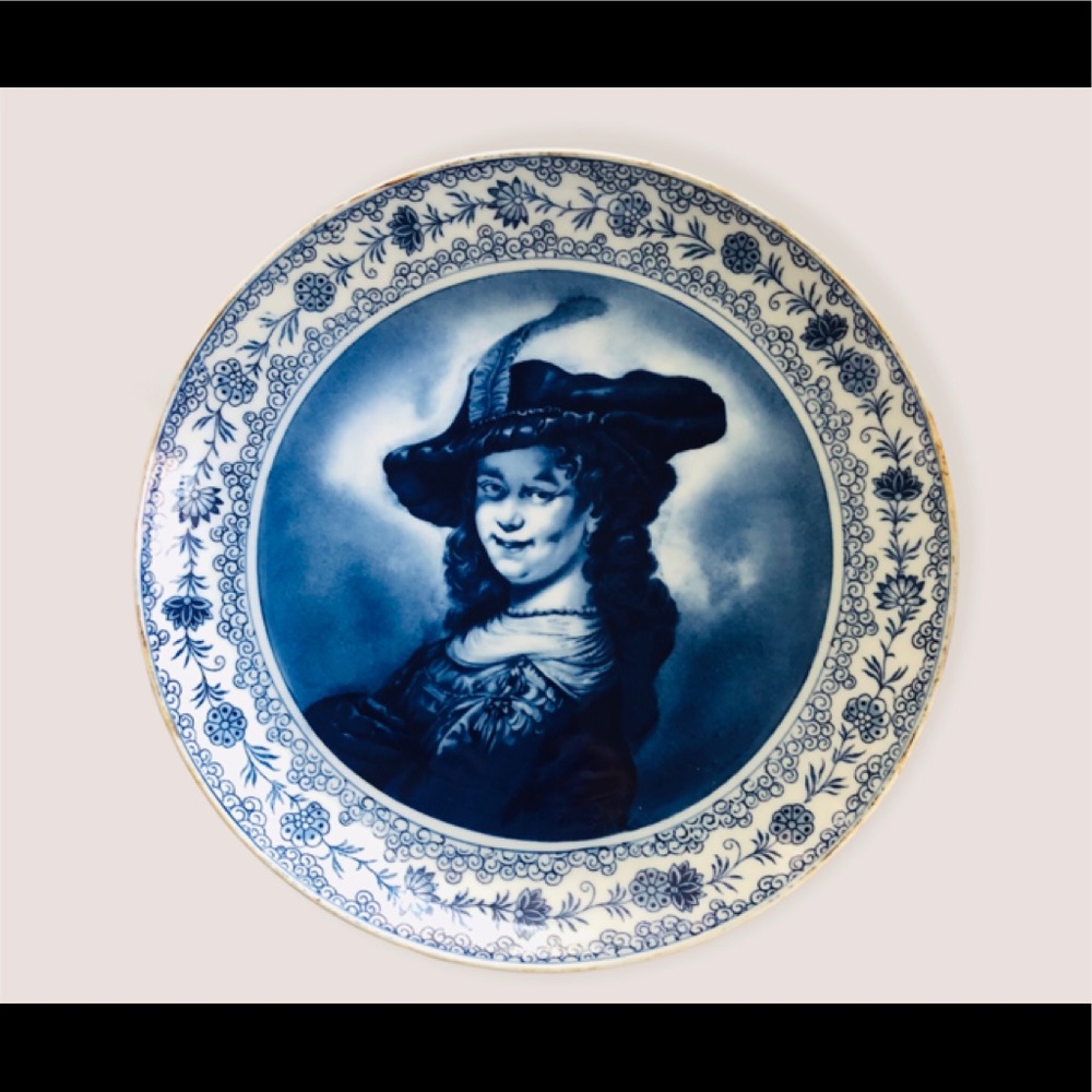 Lois Rice from Rembrandt by Gallerin Dresden 12” Flow Blue Plate Bowl.